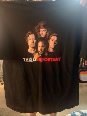 This is Important tee